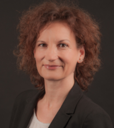 Cornelia_Hildebrandt, LeadingX, Xpertin, Porträt 400×450 2