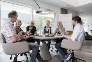 GEMEINSAME STRATEGIEENTWICKLUNG IM TEAM – Projektbild